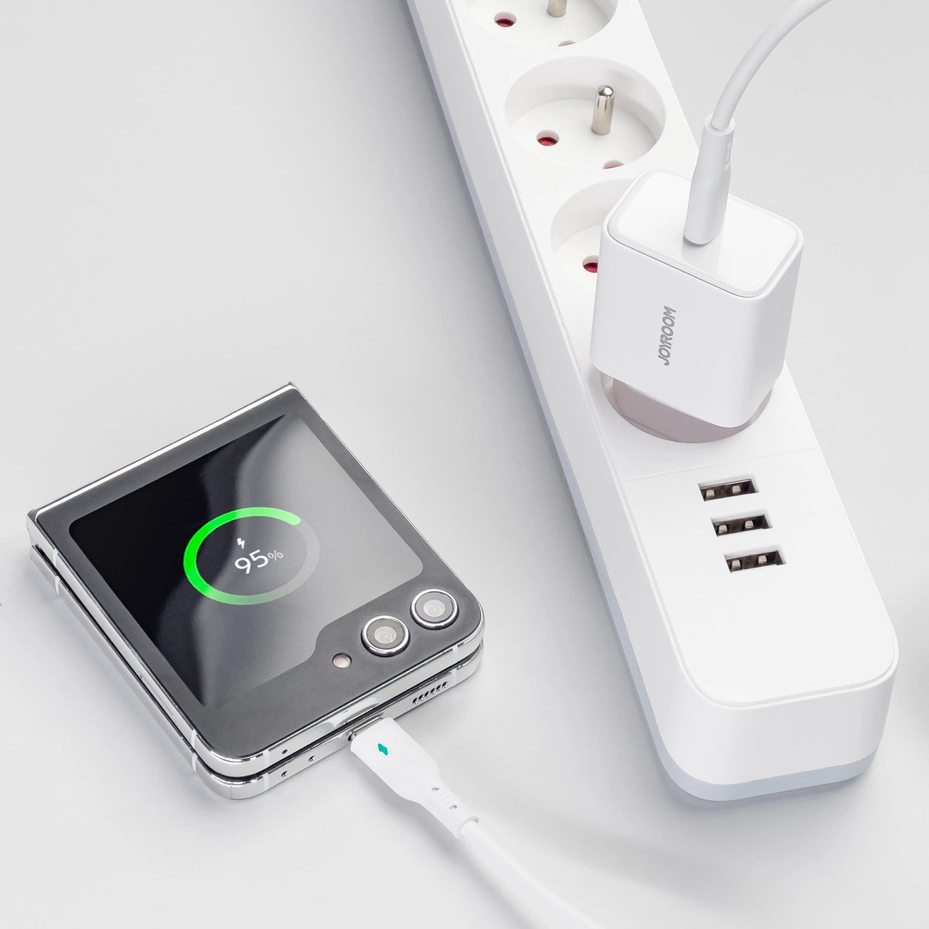 Joyroom 20W USB C Charger : Efficient and Safe Charging - MIZO.at