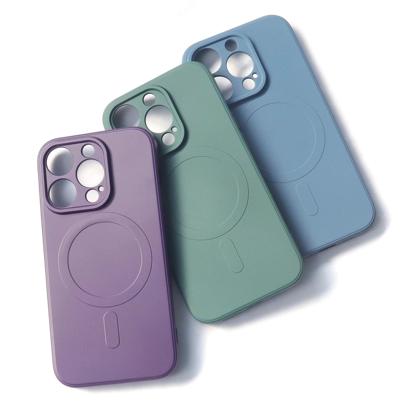 iPhone 14 Pro Max Silicone Case | Purple, MagSafe Compatible - MIZO.at